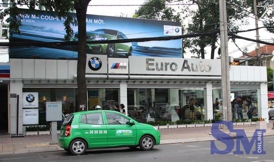 Euro Auto BMW: Khai lao thue, xe loi va thich gay soc-Hinh-6